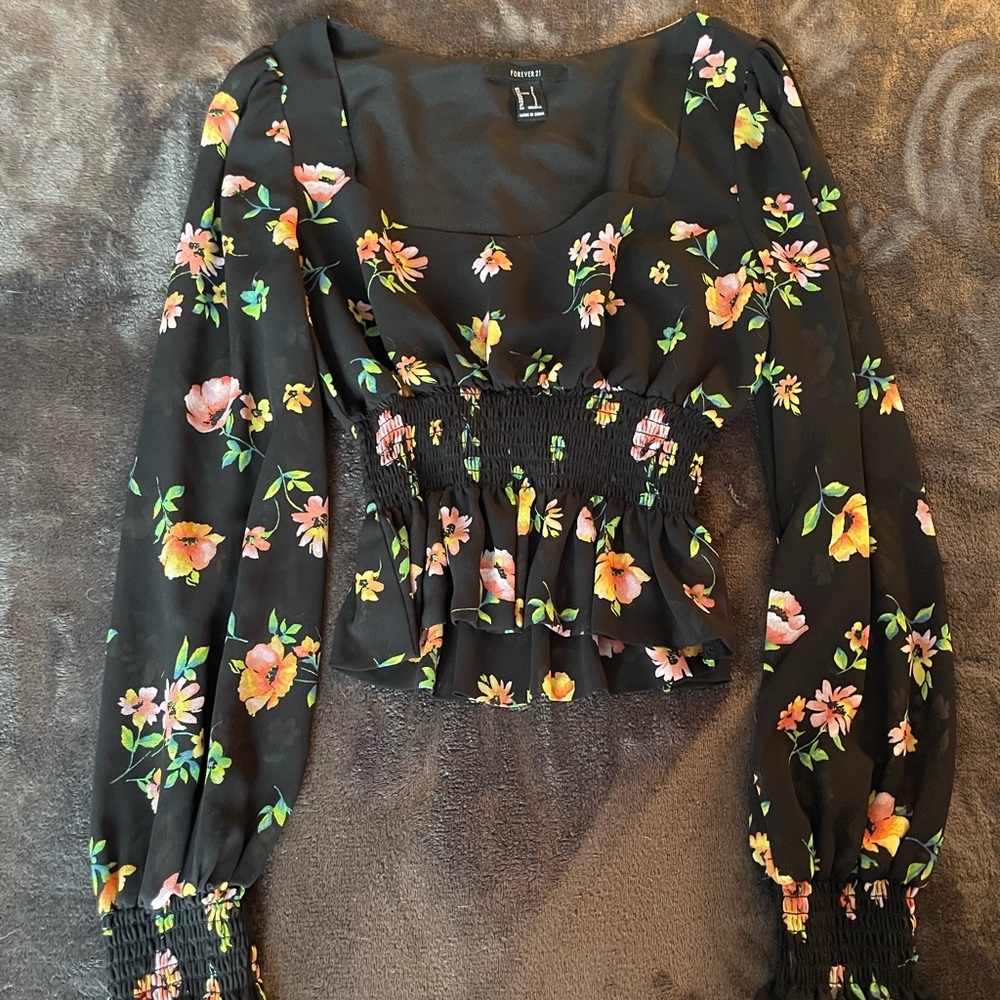 Forever 21 Floral Long Sleeve Top